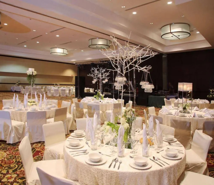 DoubleTree Suites by Hilton Saltillo
