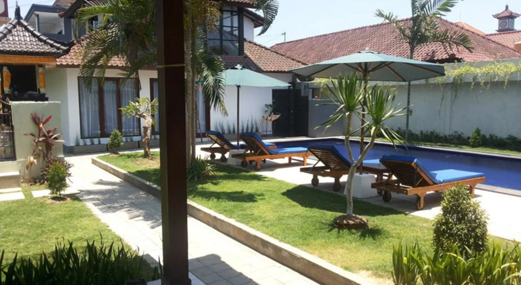 U House