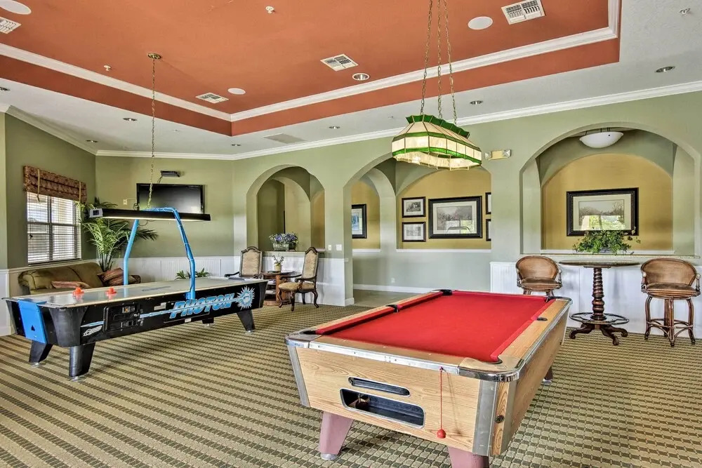 Pool, Hot Tub & Theatre Access: Kissimmee Gem