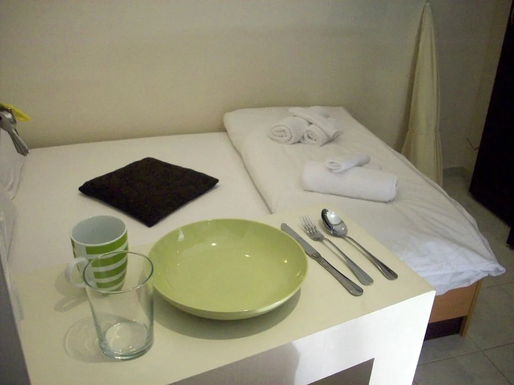 Posto studio 4 chania crete 100 m from the beach