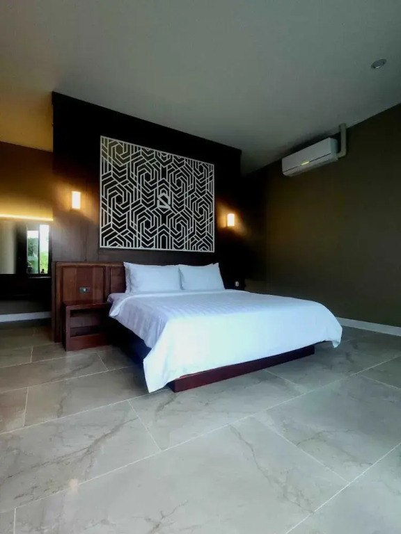 Song View Pool Villa