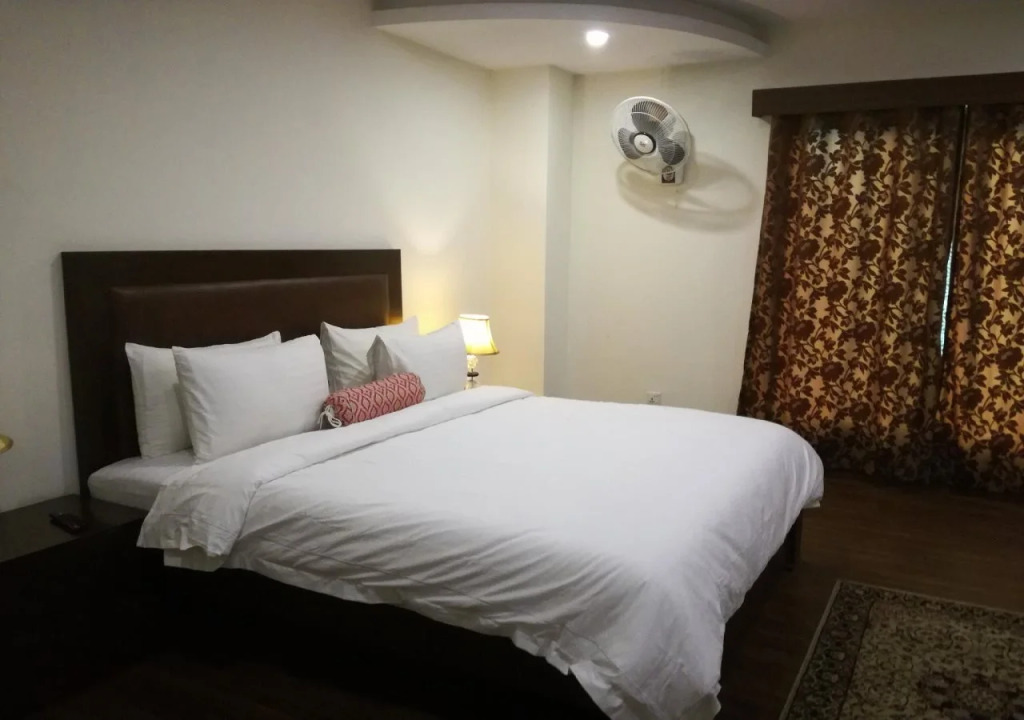 Grand Millennium Hotel