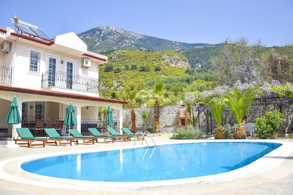Villa Paradise by Turkish Lettings
