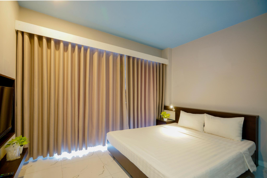Lá Phú Nhuận Hotel Airport