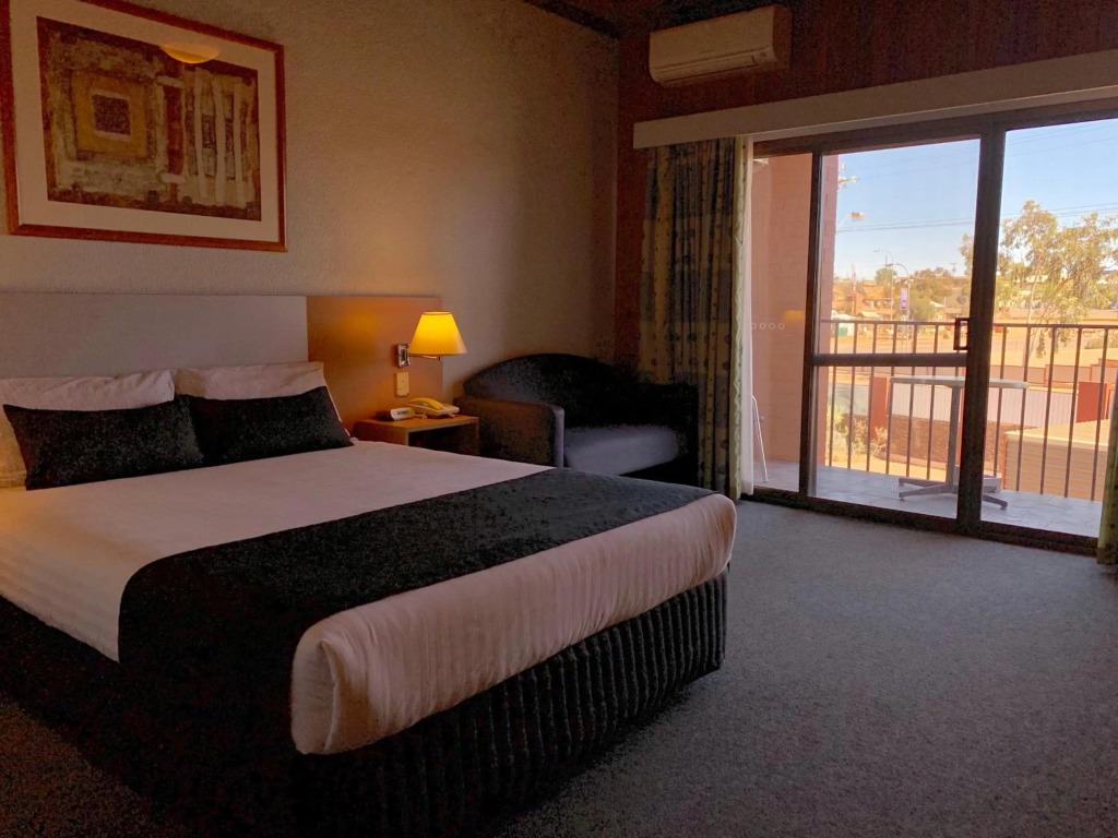 Desert Cave Hotel
