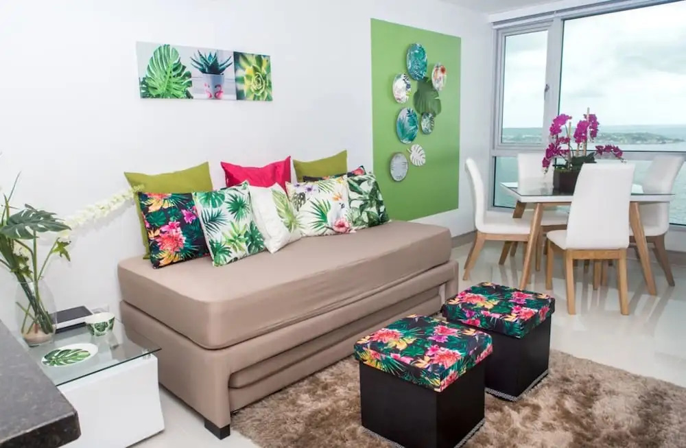 1 Bedroom Ocean View Apartment