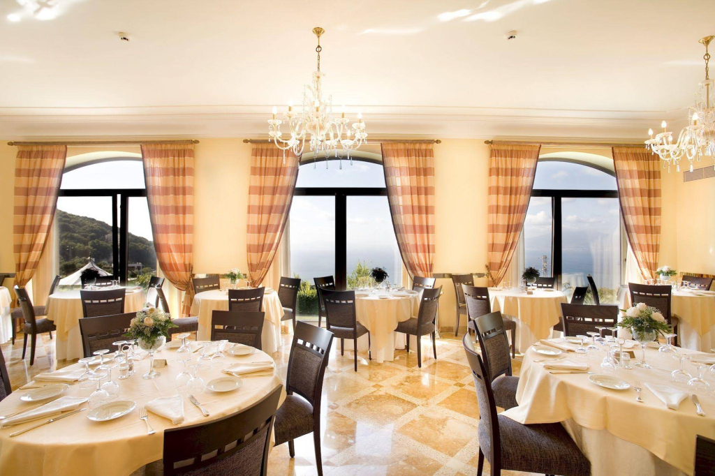Grand Hotel Due Golfi