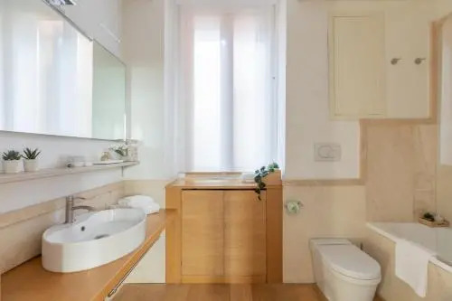Iflat Navona White And Stylish Apartment
