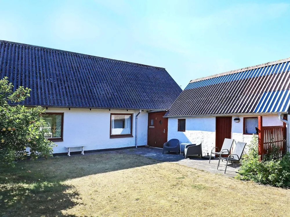 8 person holiday home in Bindslev-By Traum