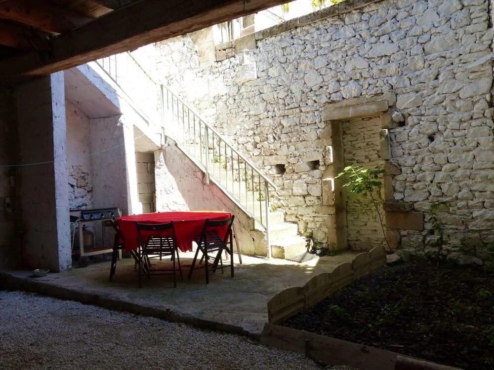 House With 3 Bedrooms in Noves, With Furnished Terrace and Wifi - 80 k