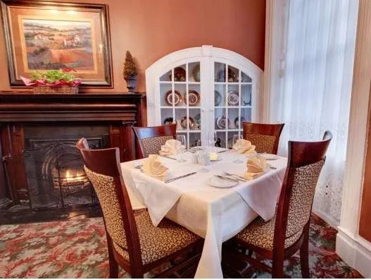The Woodlawn Inn