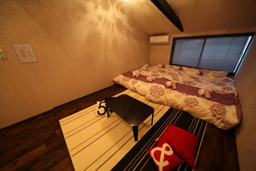 Yumeya House