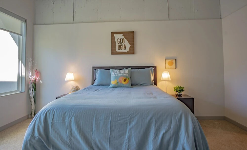 Midtown Fully Furnished Apartments - Great Location 2 Bedroom Apts by RedAwning