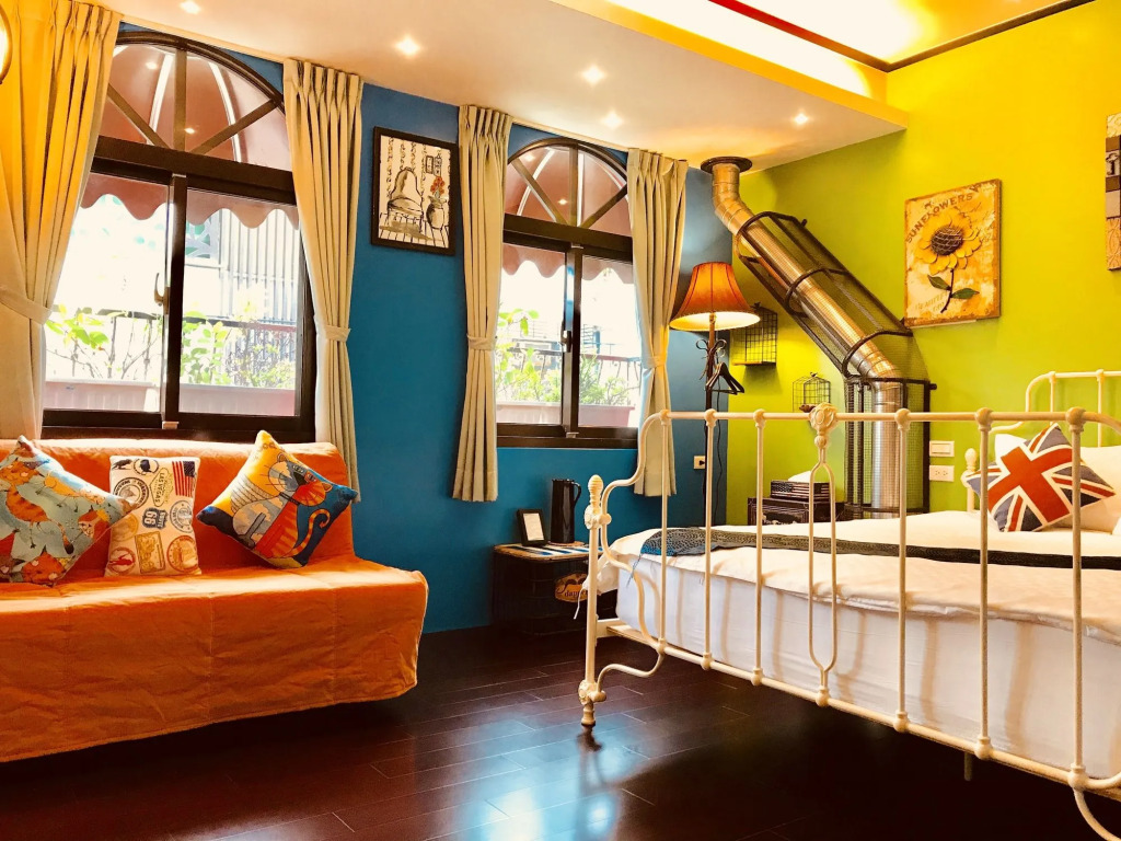 Mystery 13 B&B