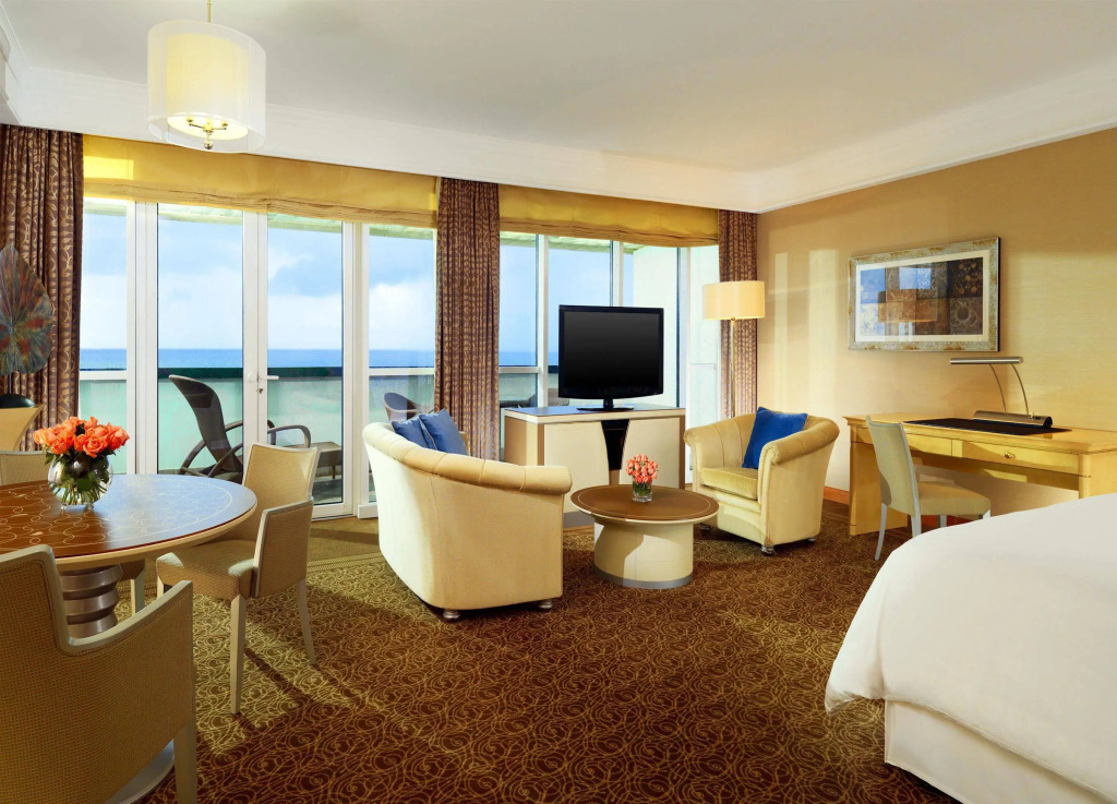 Sheraton Club des Pins Resort