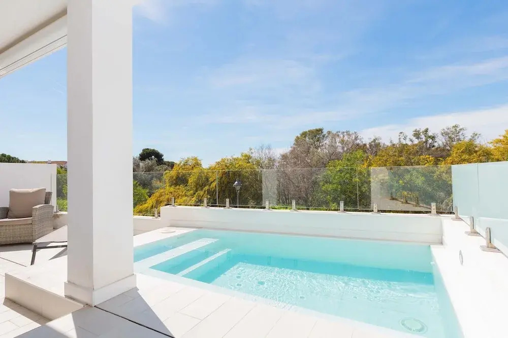 Artola in Marbella With 4 Bedrooms and 3 Bathrooms