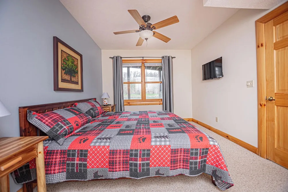 Duck Pond Lodge