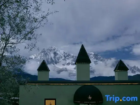 Linqi Guyin Lijiang | Golden Snow Mountain Sunshine · Sky Garden  Homestay
