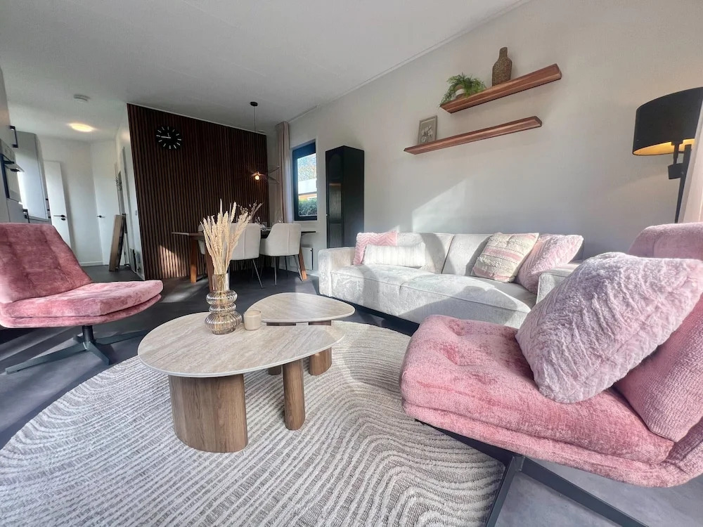 Modern Family Retreat Near the Beach