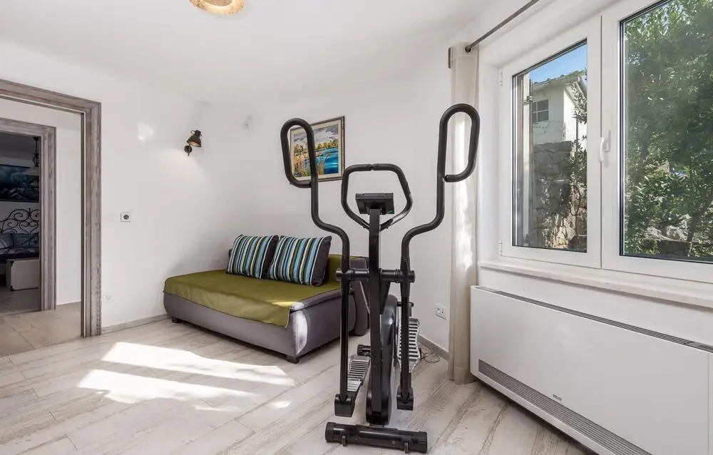 Awesome Home In Kornic