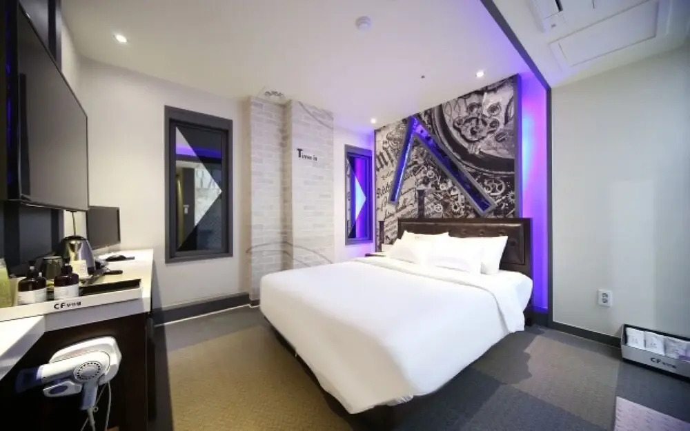 Jinju CF Self Check-in Motel