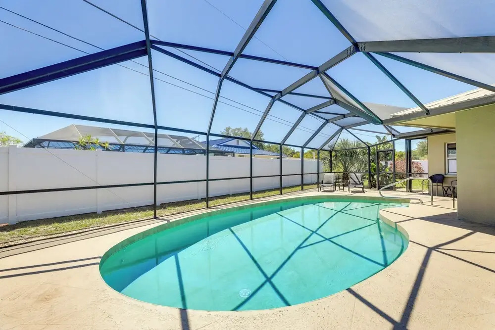 Sarasota House w/ Private Pool - 4 Mi to Beach!