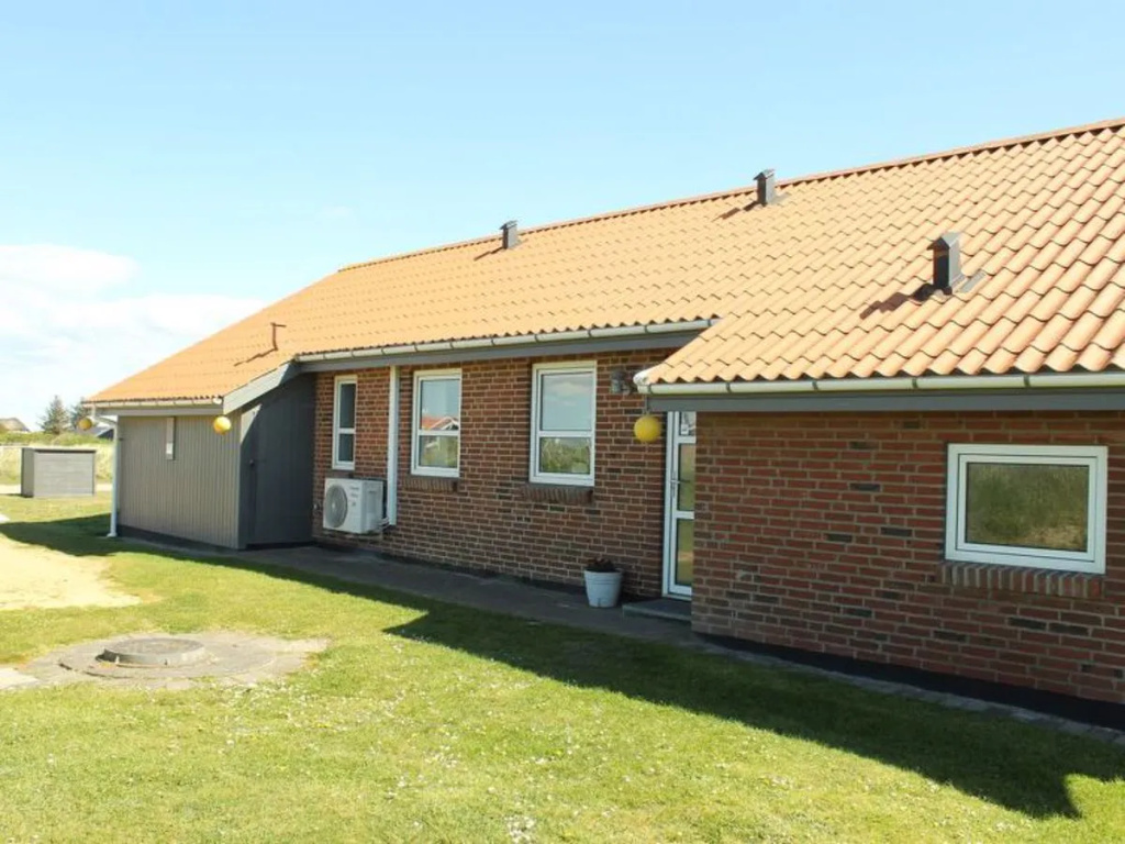 "Theis" - 930m from the sea in Western Jutland