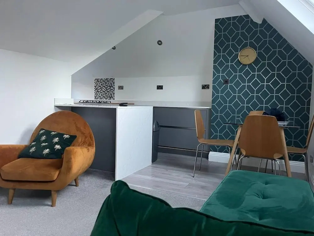 Luxury 3-bed Penthouse Apartment in Bournemouth