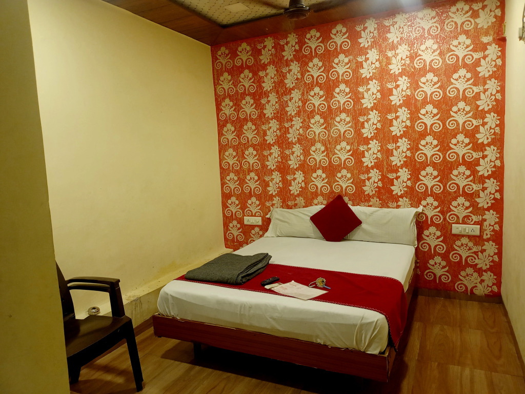 Hotel Geetanjali St Bus Stand Panvel