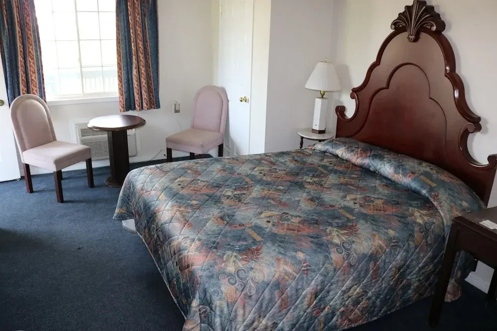 Fenelon Inn