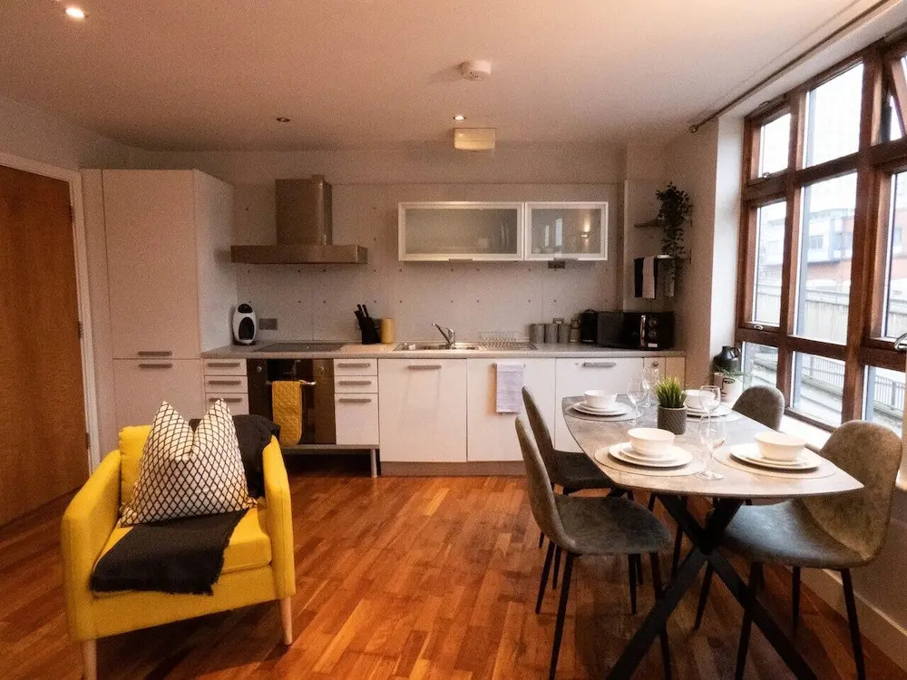 Modern Luxury 2 Bed Apartment