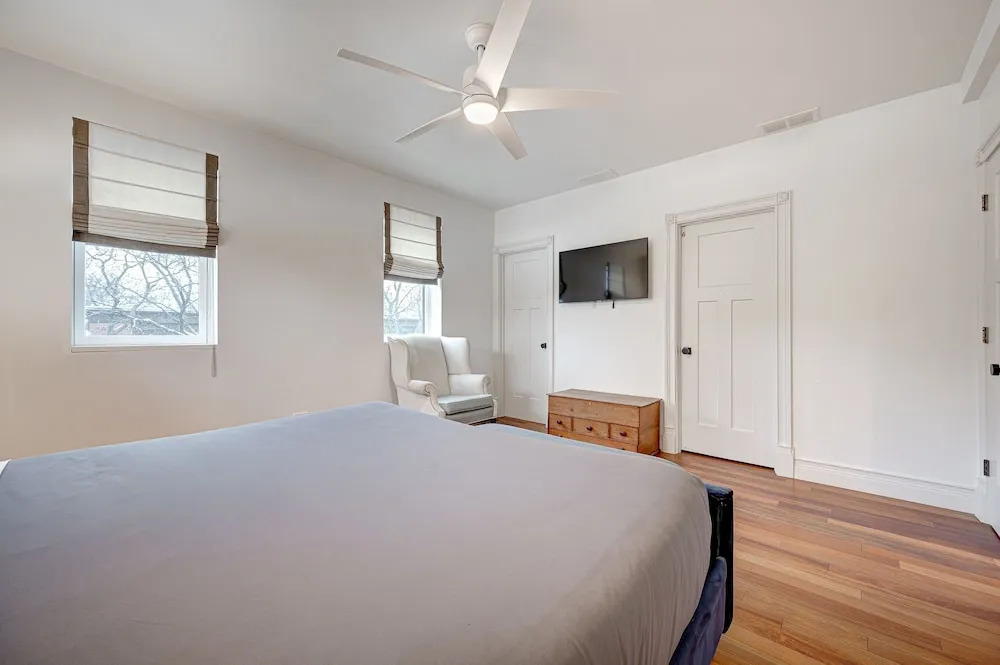 Spacious Luxury Townhouse Old Town by AllSet Turnover