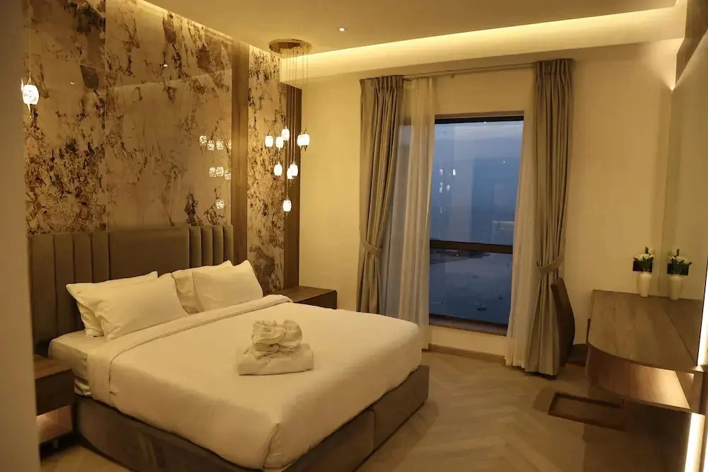 Highend Bahar Ultra Luxury Stay