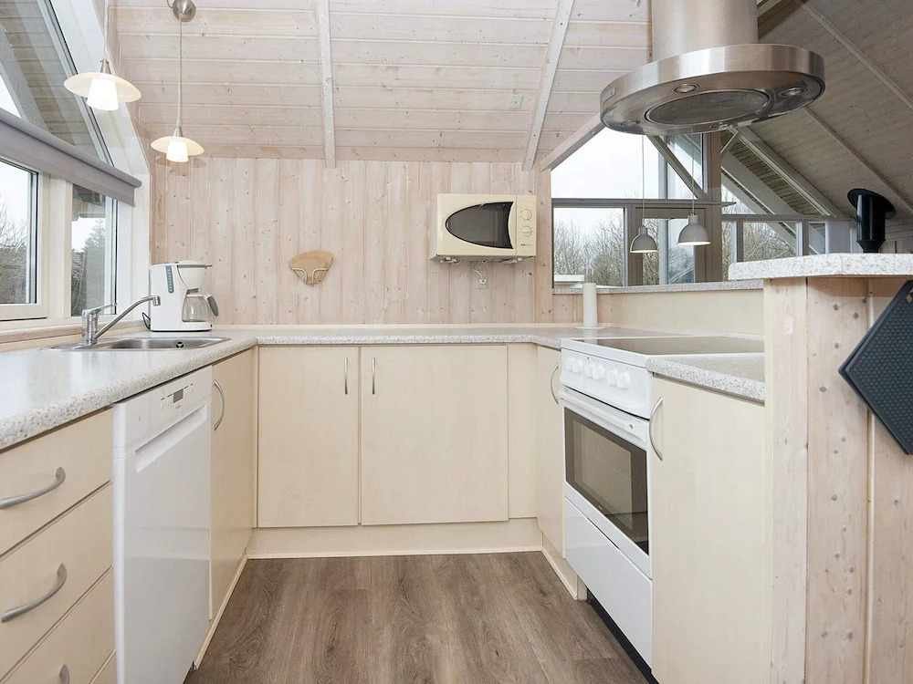 9 person holiday home in Hemmet