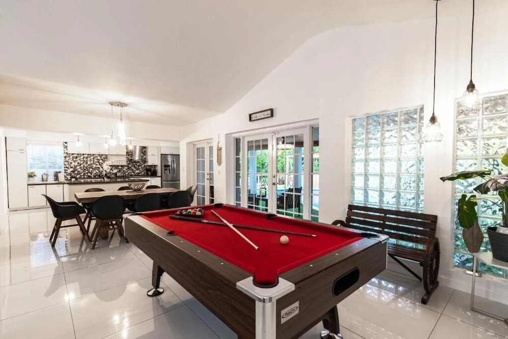 Serenity Villa - Pool - FirePit and Mini Golf