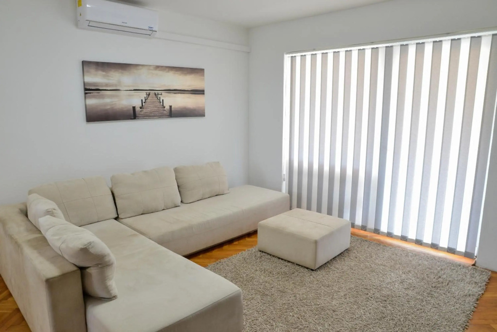 Apartment Summer Breeze