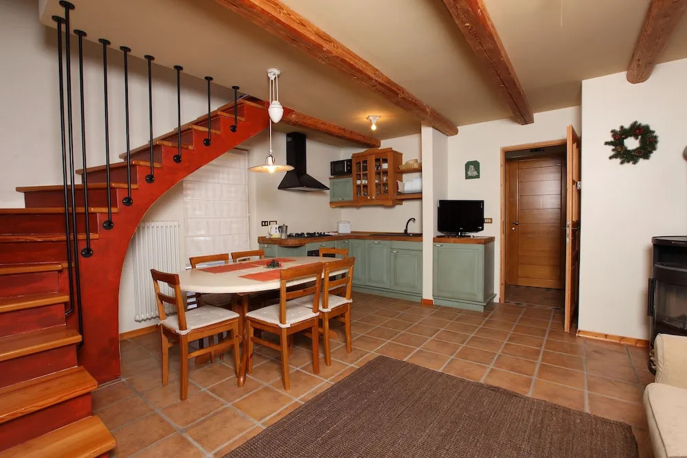 Kronau Chalet Resort