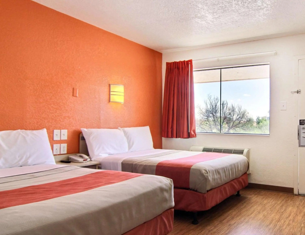 Motel 6-Owensboro, KY