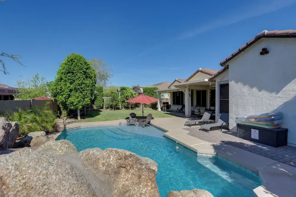 4 Mi to Surprise Stadium! Snowbird Haven w/ Pool
