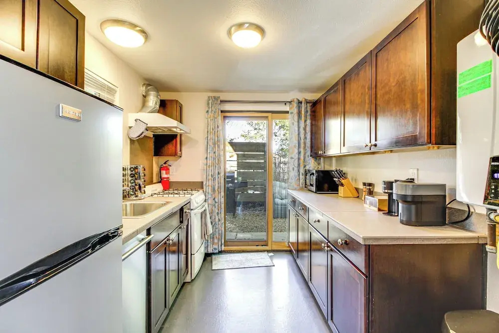 Stylish Home 2 Mi to Old Town Albuquerque!