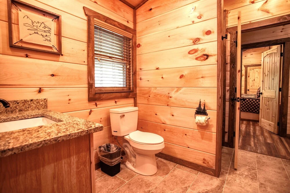 Scenic Solitude 2 Bedroom Home by Redawning