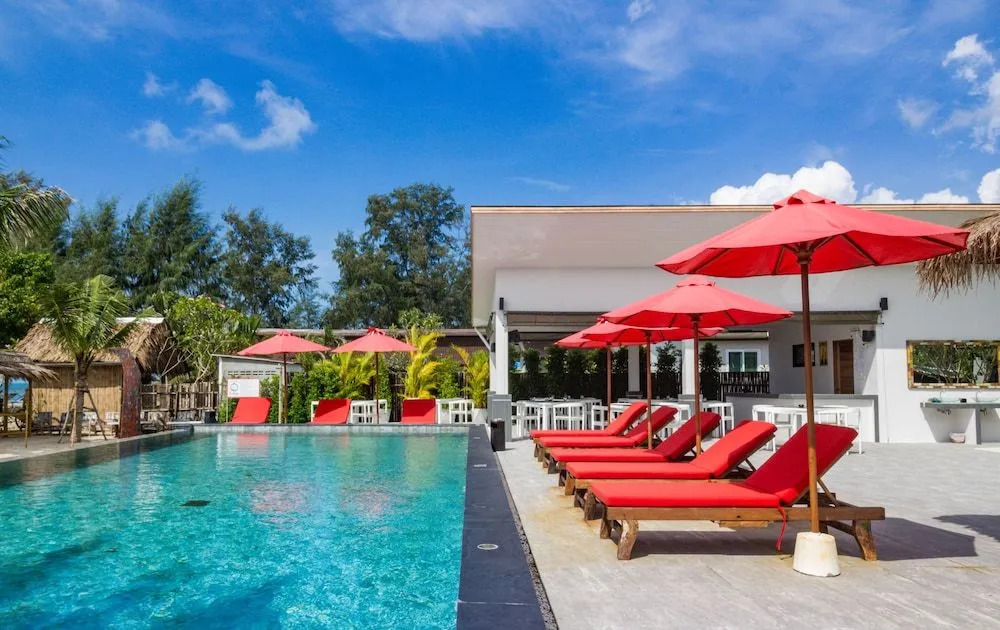 la plage resort & beach club