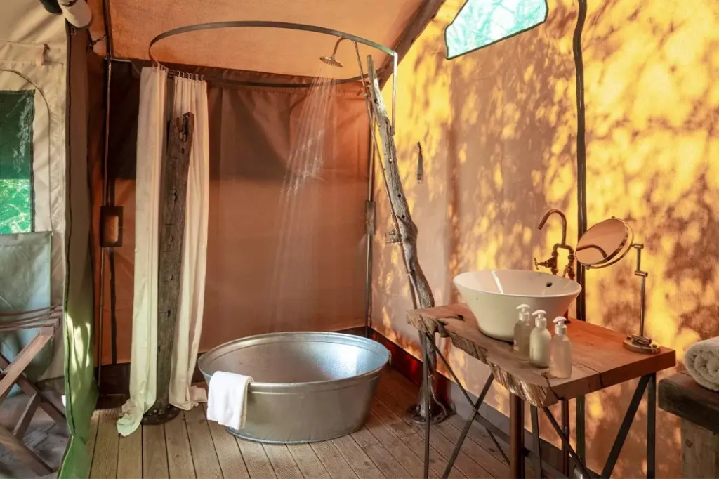 Shamwari Explorer Camp