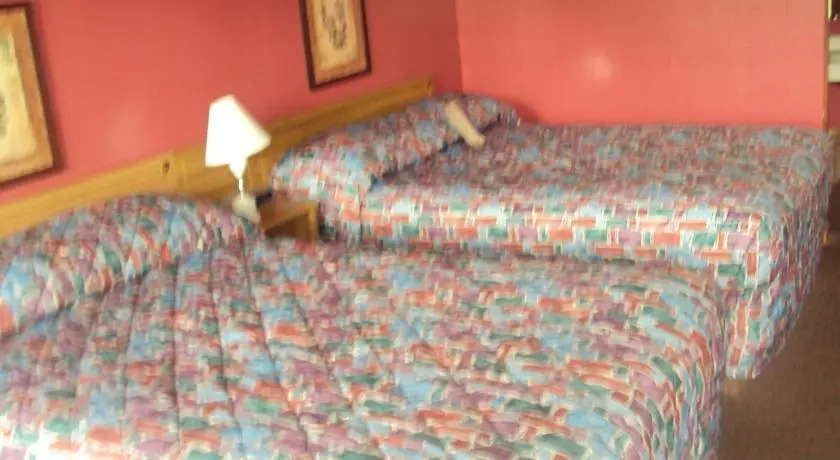 Pine Grove Motel