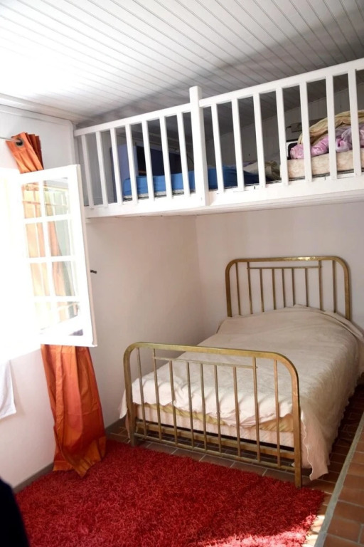House With 2 Bedrooms in Sainte-anastasie, With Enclosed Garden and Wi