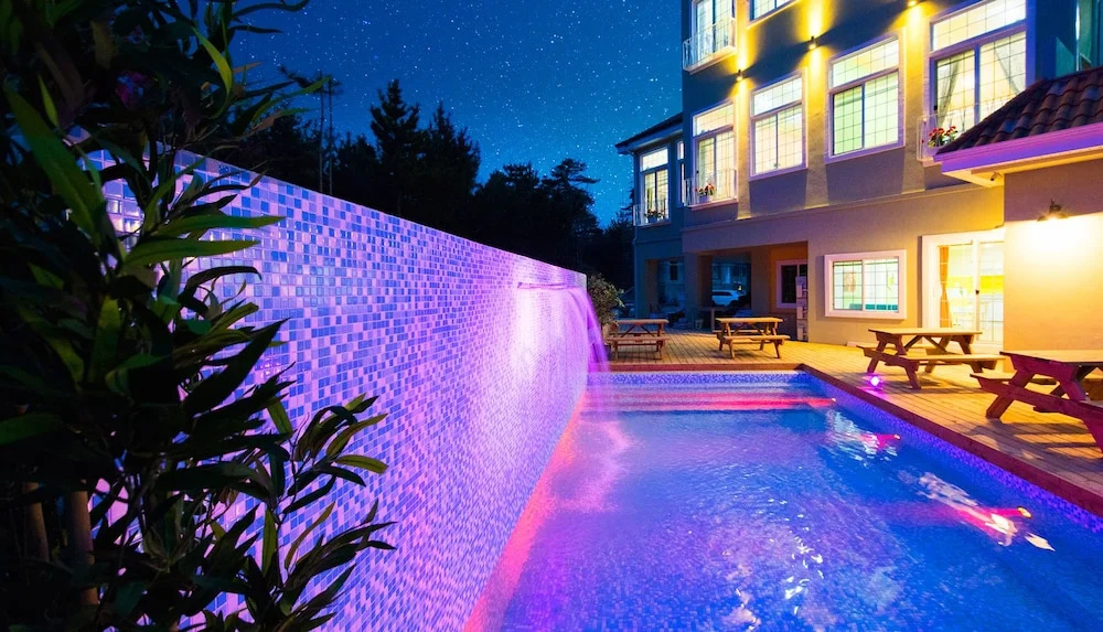 Lime Beach Pension