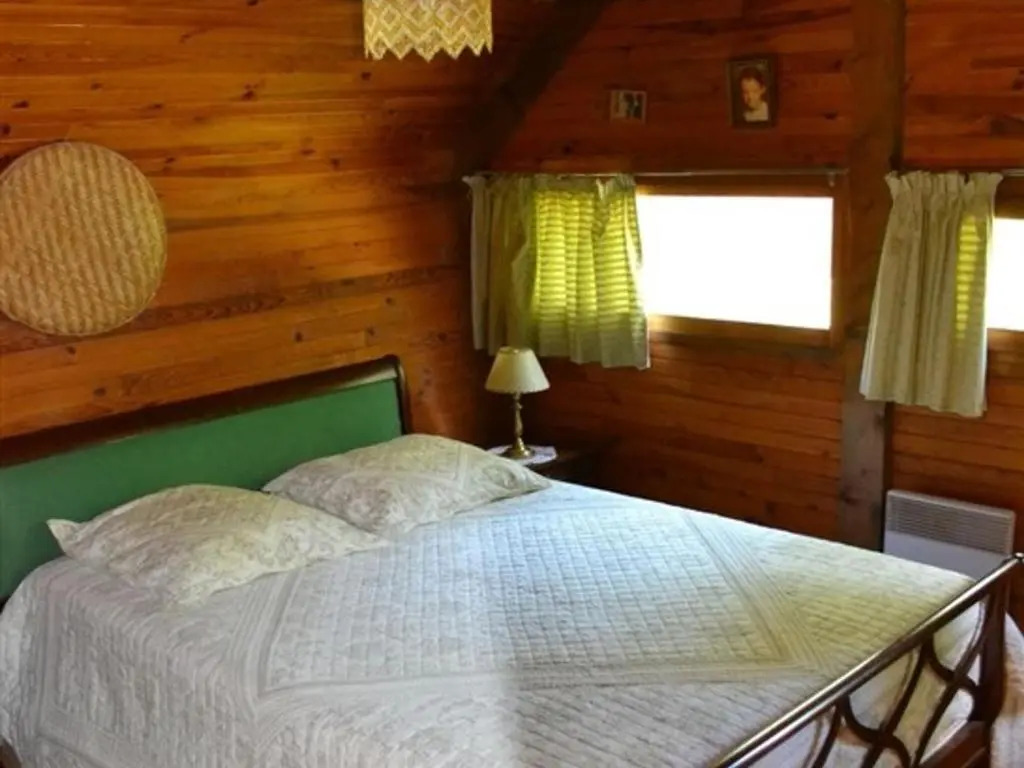 Mont-Dore: Chalet 3 chambres, parking, terrasse, proche pistes - FR-1-415-57
