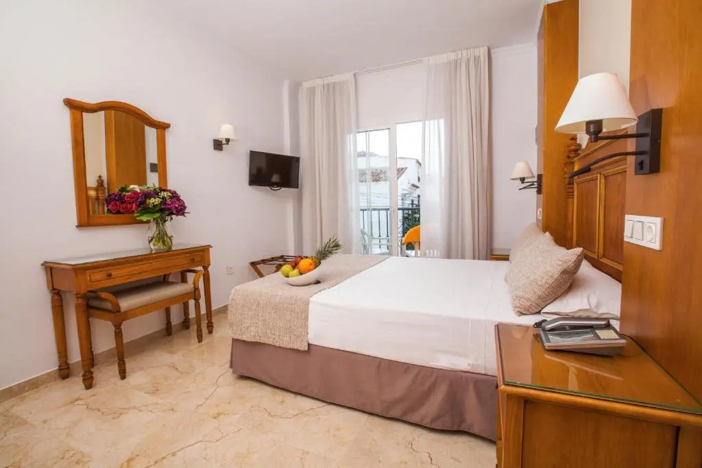 Beneste Villa Flamenca Hotel
