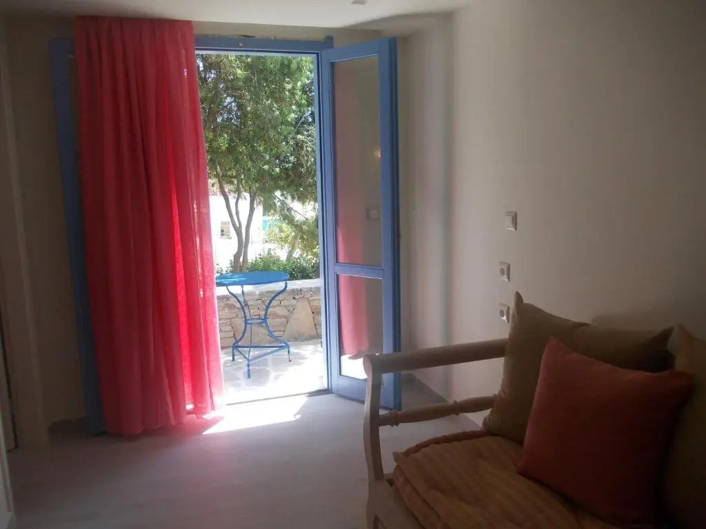 Alkyoni Beach Hotel