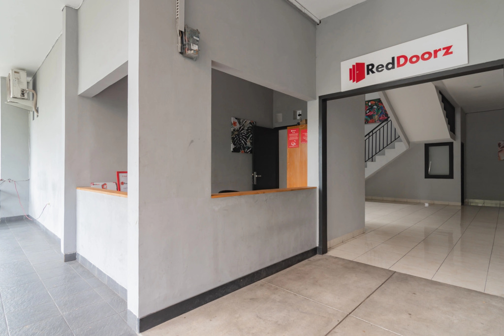 RedDoorz near Exit Toll Pasteur 4